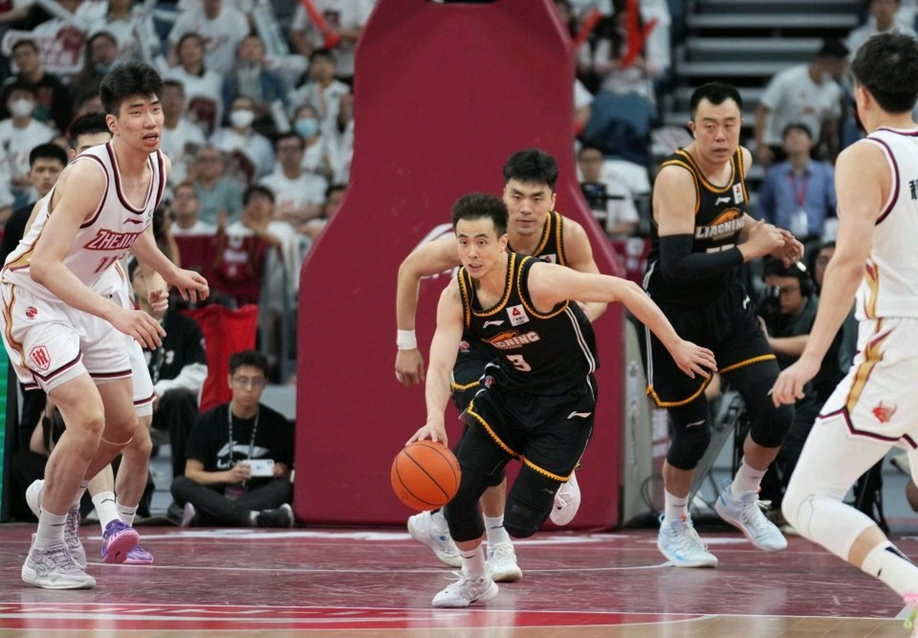 包含浙江稠州队擒下强敌，迎来三连胜势头的词条