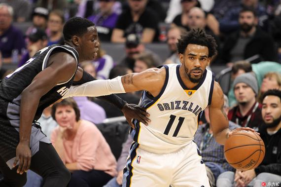 关于灰熊客场战胜爵士，康利砍下25分贡献的信息