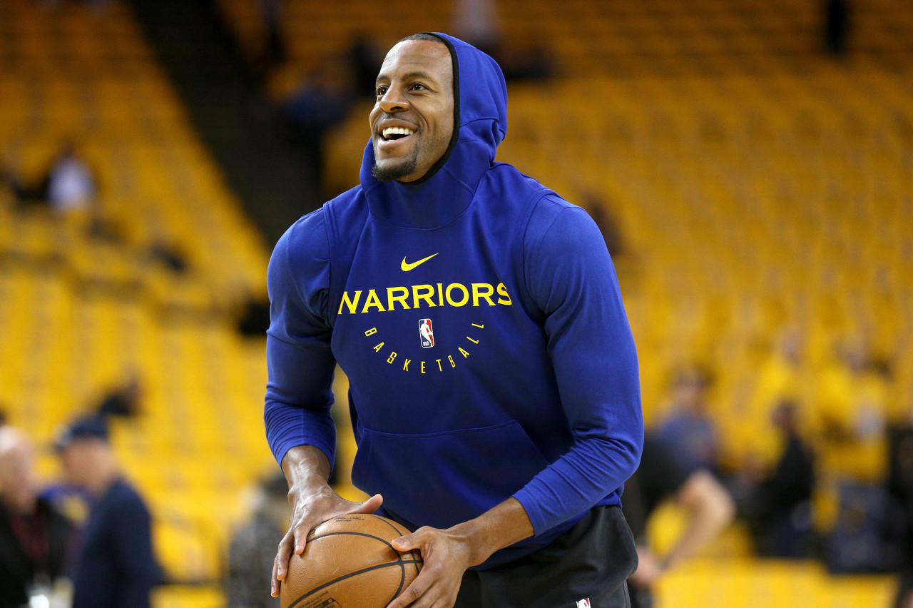 包含步行者灭火箭，伊戈达拉再次爆发的词条