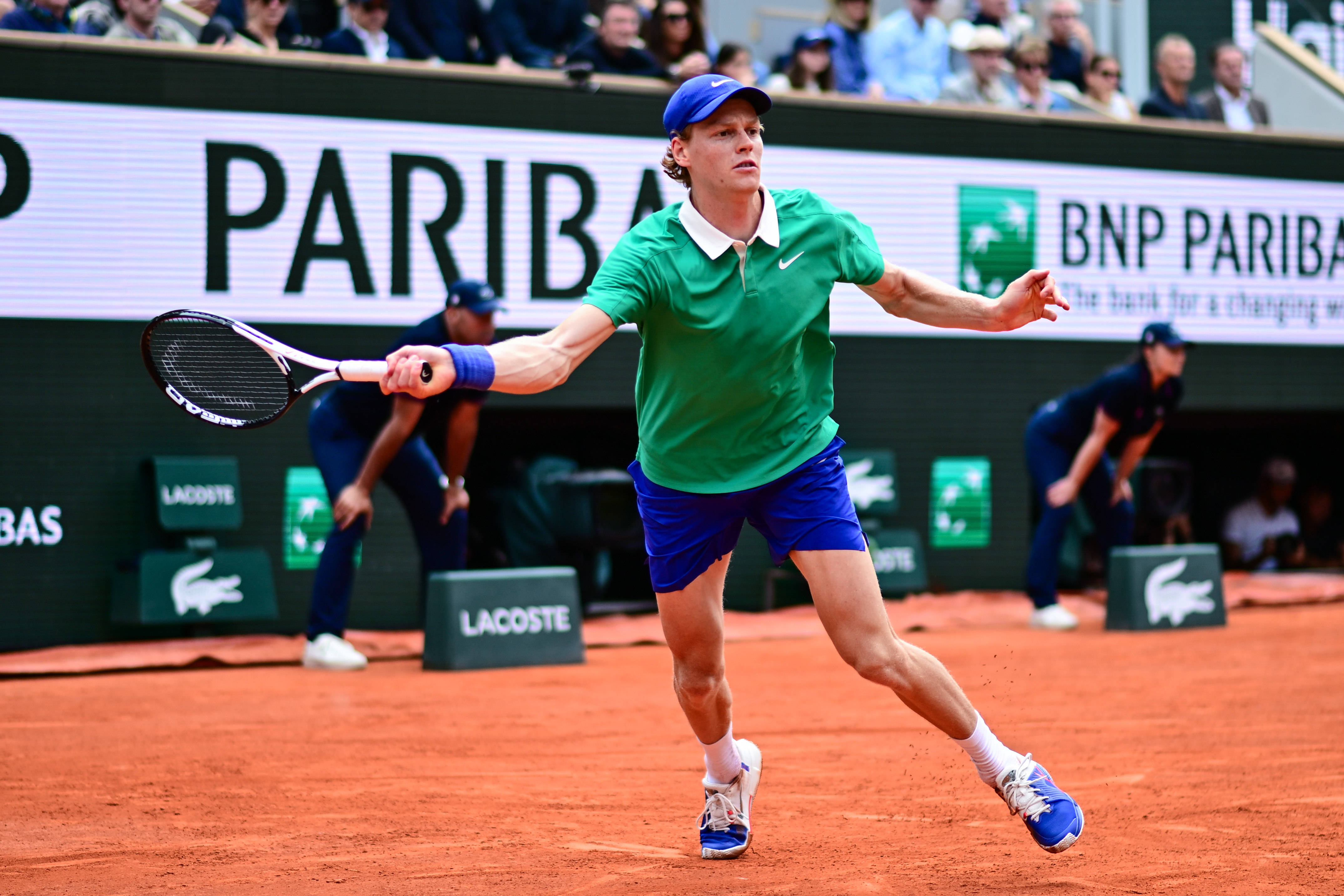 关于法国网球队逆转欧洲网球队，阿尔卡拉斯制霸全场的信息