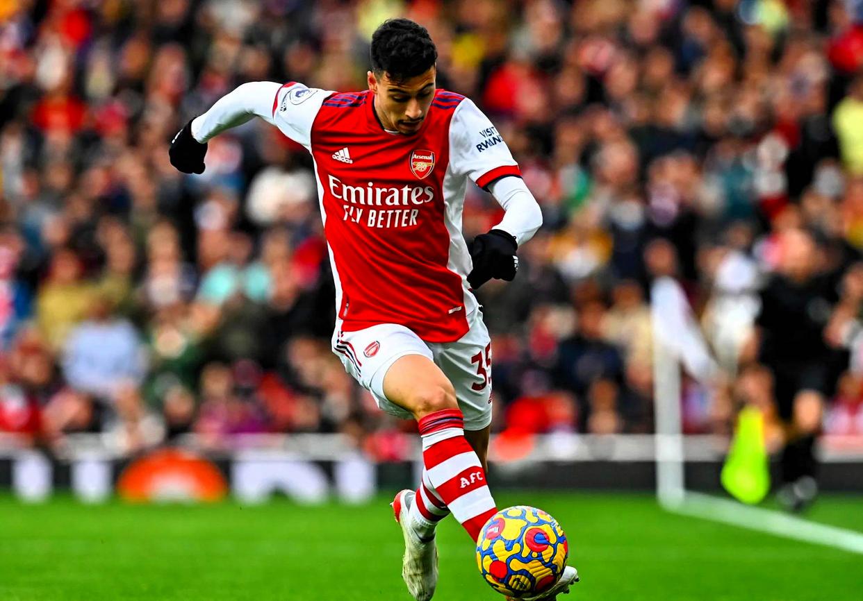 法国逆转阿森纳,马丁内利关键制胜 法国逆转阿森纳,马丁内利关键制胜